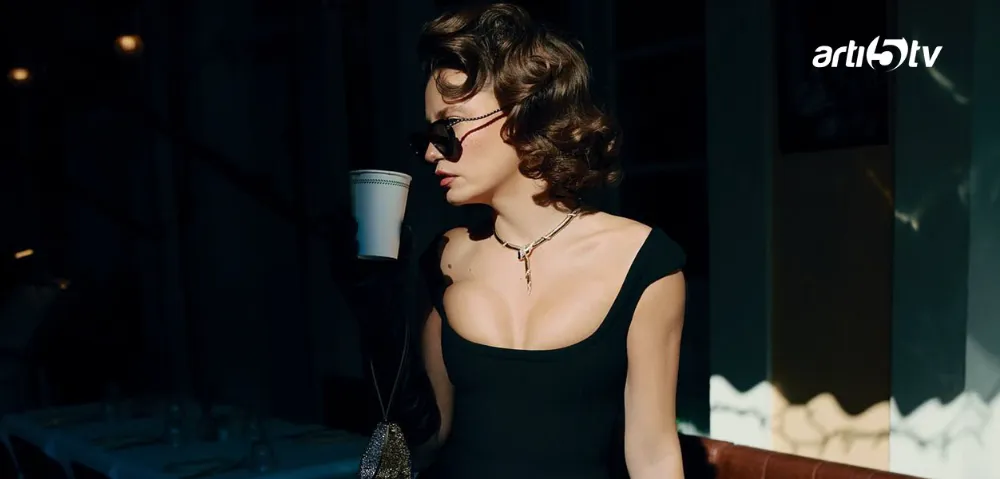 Serenay Sarıkaya’dan Rekor Anlaşma!