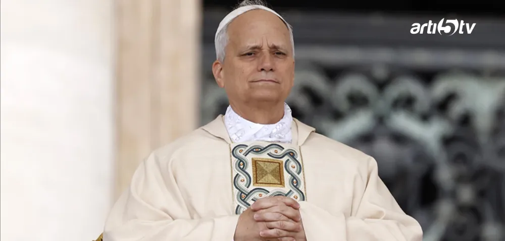 Papalığın 500 Yıllık Karanlık Tarihini Anlatan Kitaba İlim Yayma Ödülü