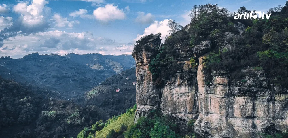 Ordu’da Taş Ocağında Facia: İş Makinesi ve Kamyon Toprak Altında