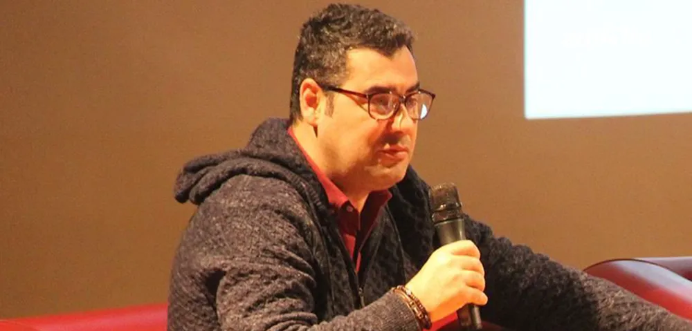 Aysever’in “Sağcılık Suçtur” Çıkışı Gündemi Sarstı