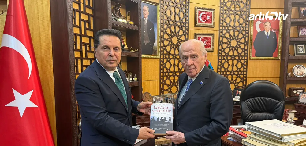 Ankara’da Beklenmeyen Fotoğraf: CHP’li Özer Bahçeli ile Görüştü