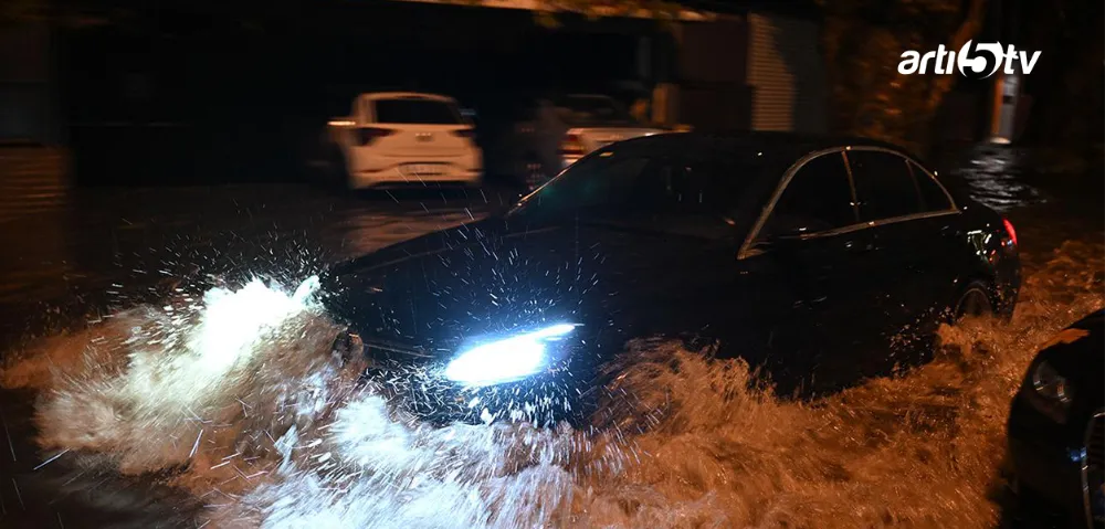 İstanbul’u Sağanak Vurdu! 