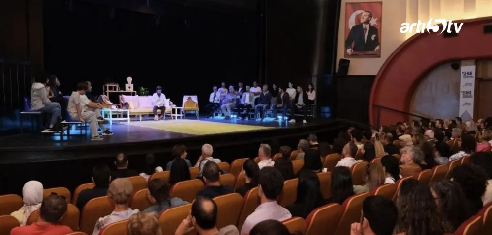 Shakespeare Adana Sahnesinde Fırtına Gibi Dönüyor!