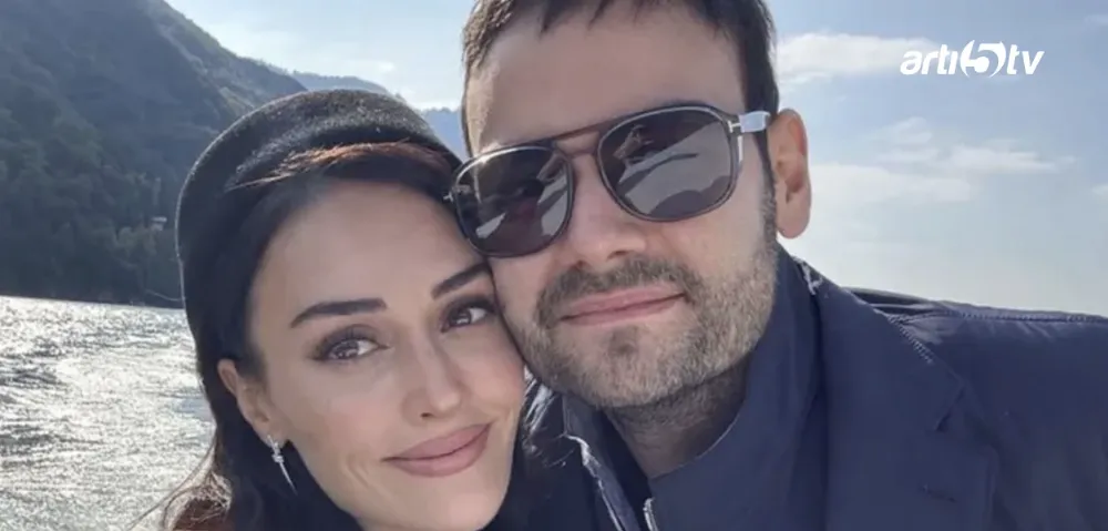 Esra Bilgiç Ve Faruk Sabancı’dan Roma’da Aşk Çıkarması!